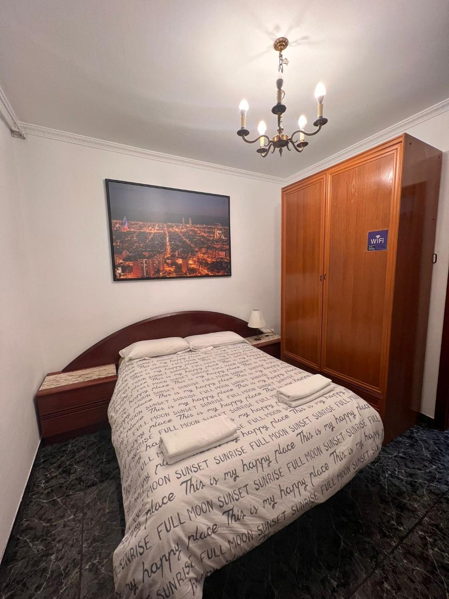Room Familiar Sants Barselona Dış mekan fotoğraf